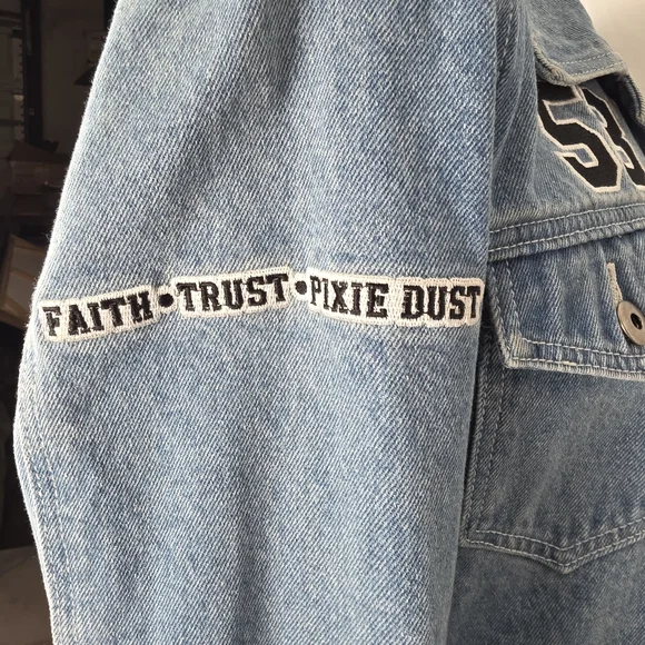 Disney NEVERLAND Collector's Denim Jean Jacket Sz S - Picture 9 of 15